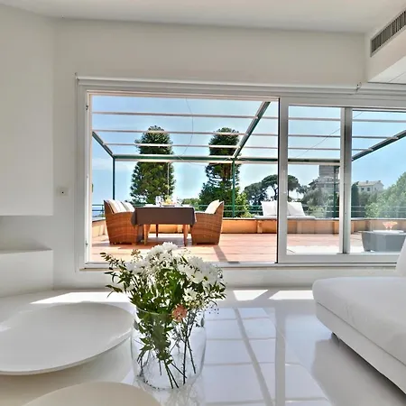 Penthouse Marina-seaview Jacuzzi And Terrace Appartement