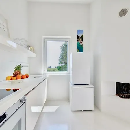Apartment Penthouse Marina-seaview Jacuzzi And Terrace *