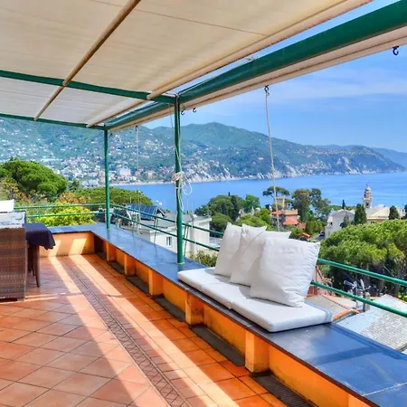Penthouse Marina-seaview Jacuzzi And Terrace Apartment Rapallo