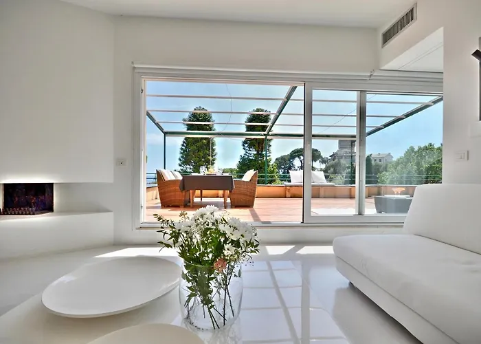 Penthouse Marina-seaview Jacuzzi And Terrace Apartment