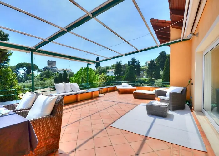 Penthouse Marina-seaview Jacuzzi And Terrace Apartment