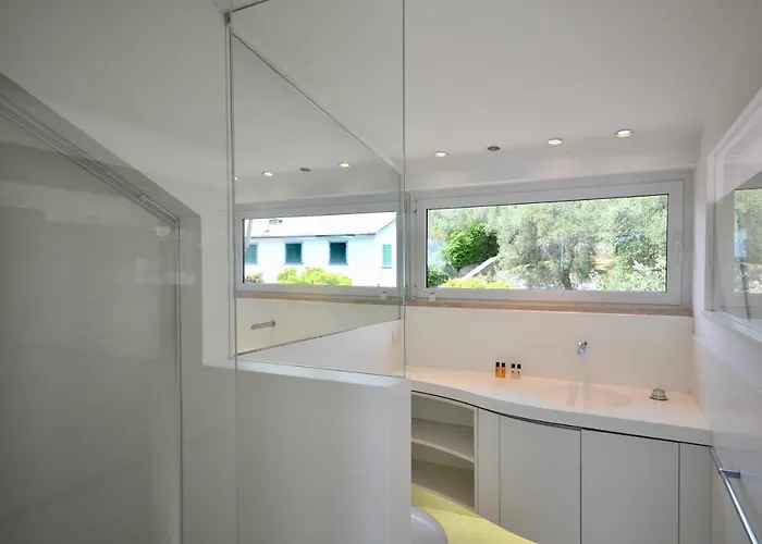 Apartment Penthouse Marina-seaview Jacuzzi And Terrace